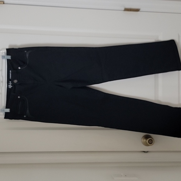 Style & Co. Size 12 S Black Straight Leg Jeans, Excellent, Like New Condition - Picture 10 of 13